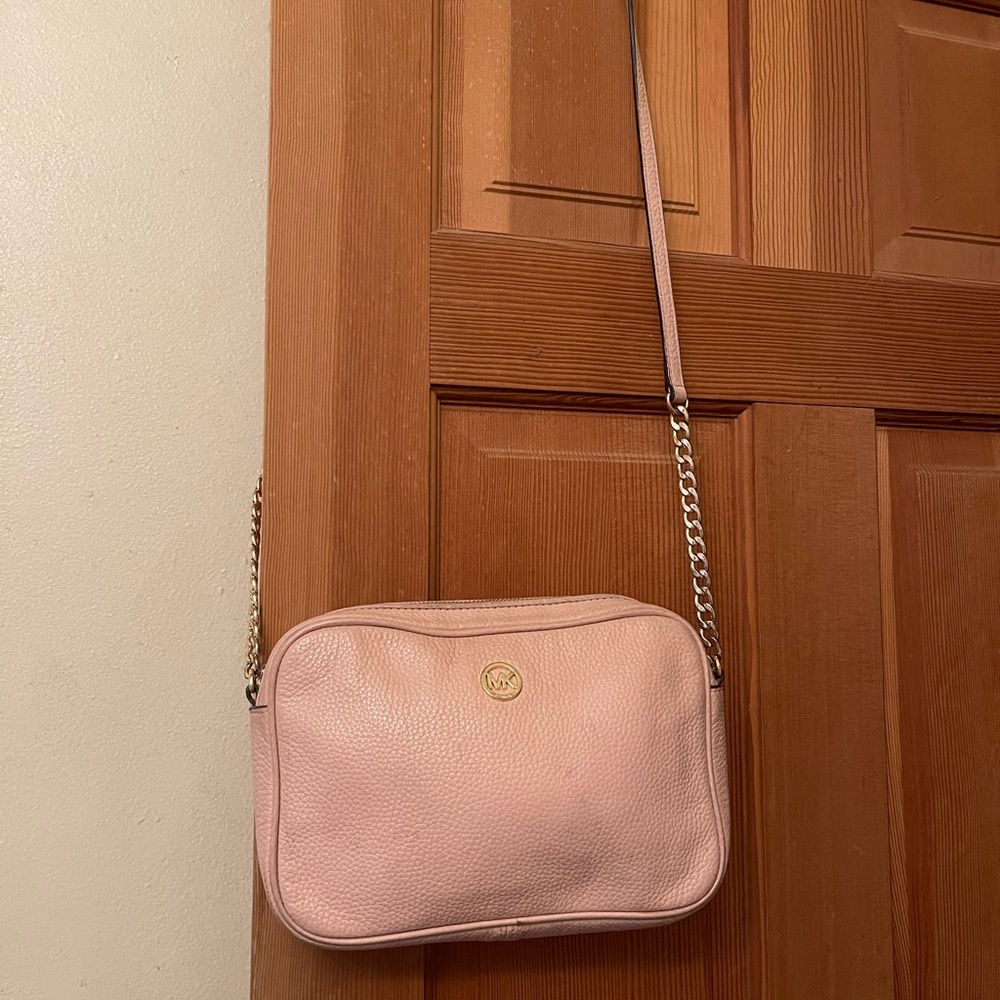 Michael Kors Pastel Pink Crossbody Bag with Chain Strap and Textured Leather